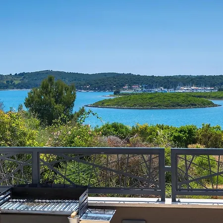 Holiday home Serenita Medulin